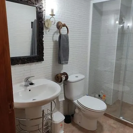 Apartamento Casa Pilar Situada En La Capital Del Somontano