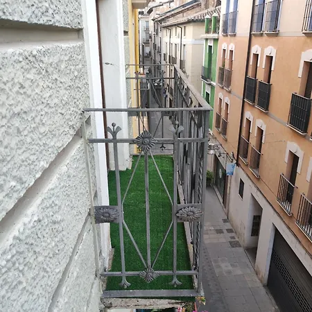 Casa Pilar Situada En La Capital Del Somontano