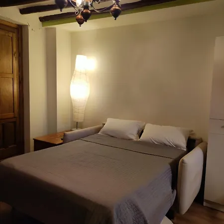 Casa Pilar Situada En La Capital Del Somontano Appartamento *