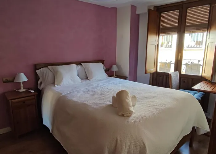 Apartamento Casa Pilar Situada En La Capital Del Somontano *