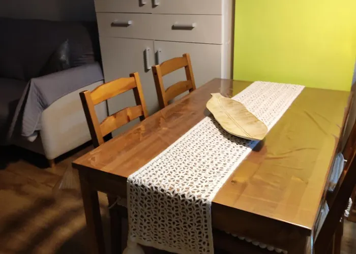 Apartamento Casa Pilar Situada En La Capital Del Somontano *